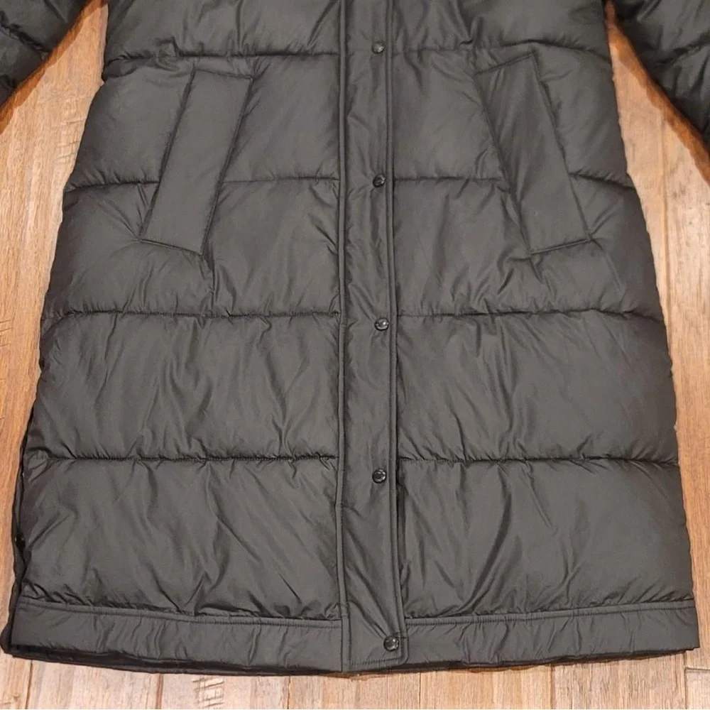 Hollister Black Puffer Jacket with Cream Lining - Picture 10 of 13